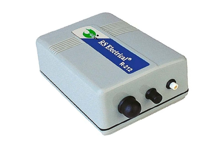 AIREADOR R-212 A PILAS ART.7135 (L.SUR)